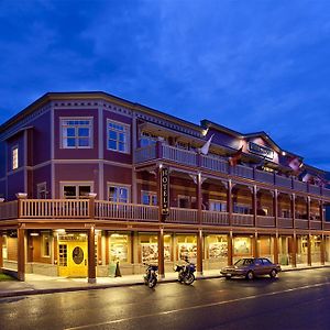 Kaslo Hotel